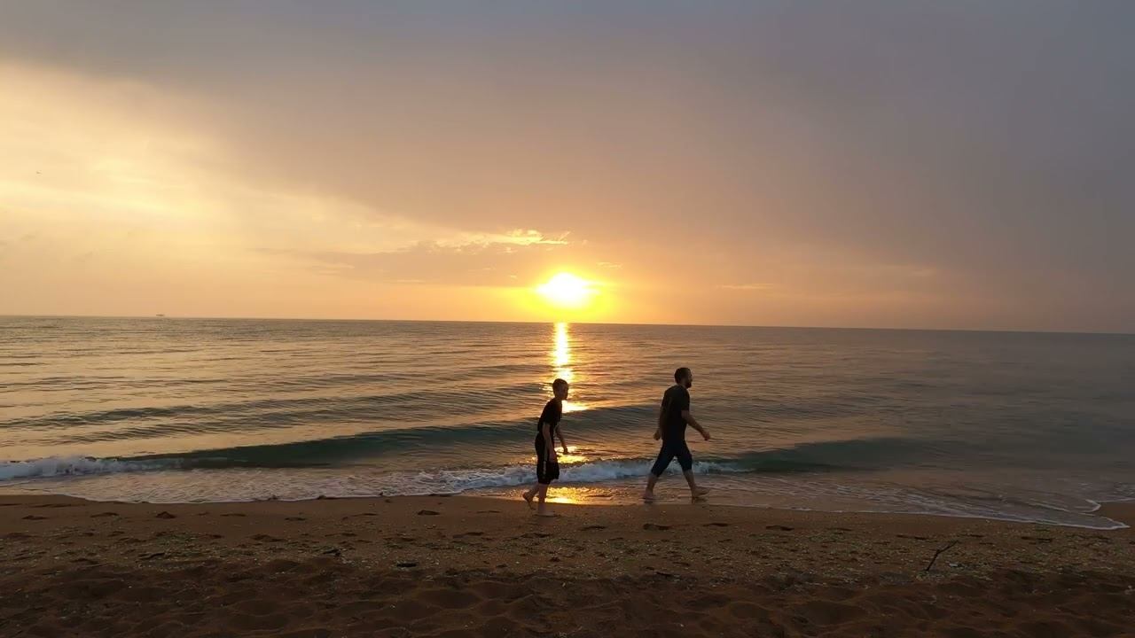 Magnificent Sunrise at Sea before a Storm смотреть онлайн