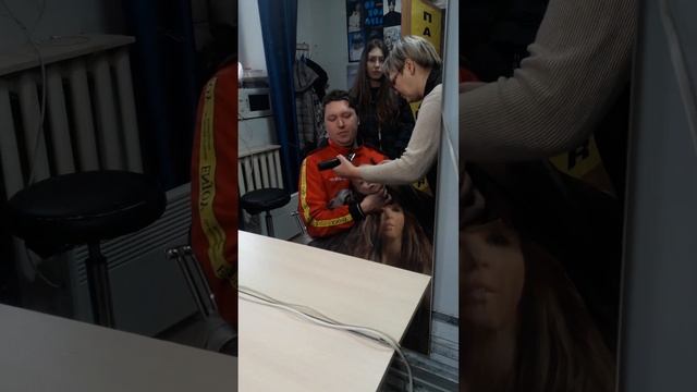 Стрижем налысо малыша. смотреть онлайн