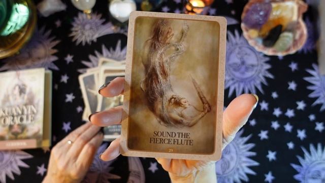 KUAN YIN ORACLE - Deck Review - COMPARE THE REGULAR AND POCKET EDITIONS by Alana Fairchild! смотреть онлайн