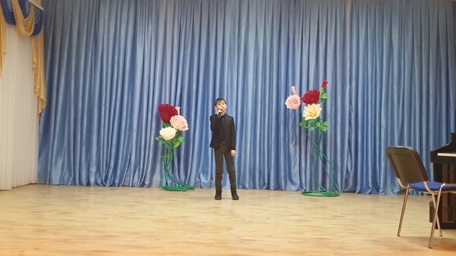 25 12 20 Аванесян Альберт Шел по лесу музыкант смотреть онлайн