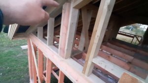 Фронтон на лофте из доски 50х150мм.