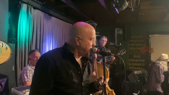 KIM WILSON, Malainey’s, Long Beach, Ca смотреть онлайн