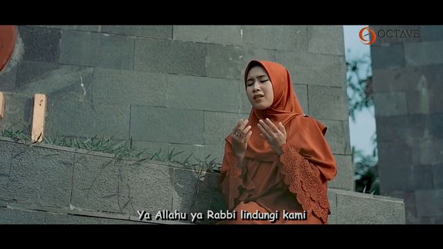 Li Khomsatun - Doa Penangkal Wabah (Cover by Elly Rahmadhani) смотреть онлайн