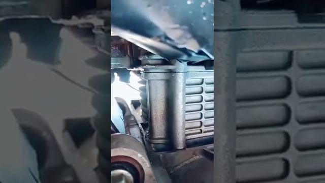 مشكل تسرب الزيت في دراجة sym jet 4 смотреть онлайн