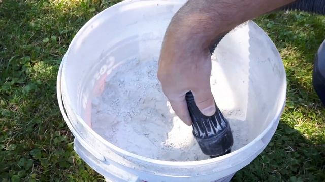 Odkurzacz przemysłowy DeWalt DWV902M i jego przyjaciel gips 15kg смотреть онлайн