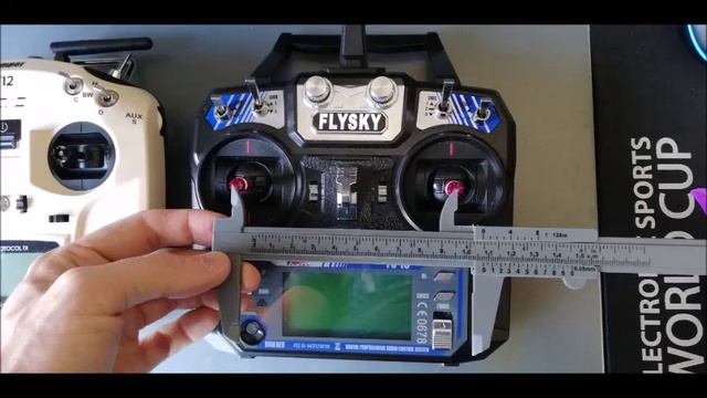 Jumper T12 and Flysky FS-i6 size comparison смотреть онлайн