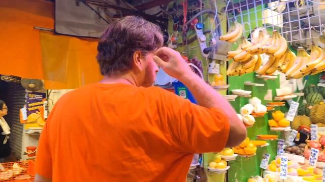 Гонконг 2023.Как выглядит отель за 70$ ?Обзор цен на уличную еду и продукты. смотреть онлайн