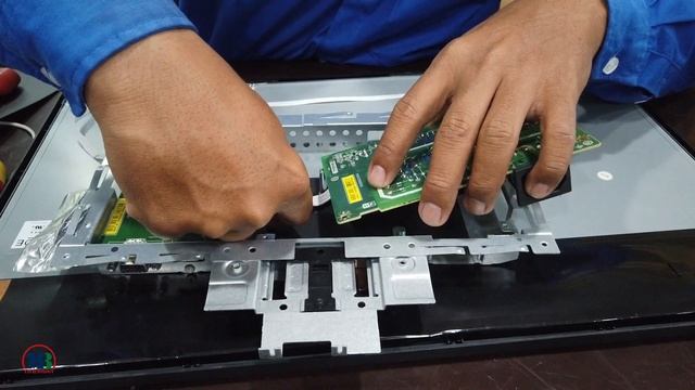 how to change new main board power supply monitor dell E2216H смотреть онлайн