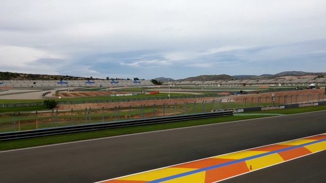 Salida Ferrari Challenge Trofeo Pirelli – Coppa Shell - 3/10/2015 смотреть онлайн