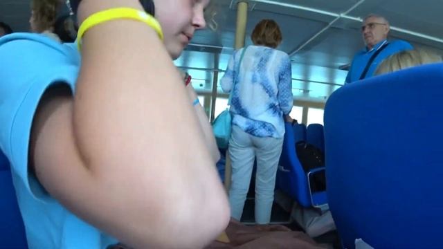 Из СОЧИ в ГЕЛЕНДЖИК на Катамаране ГРИФОН?Впервые в ГЕЛЕНДЖИКЕ / Заселились в АППАРТЫ / Влог смотреть онлайн