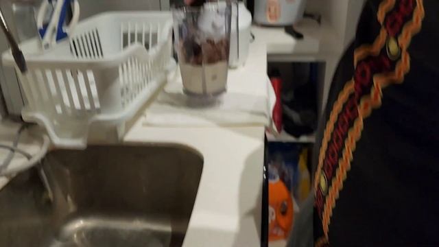 Mari buat Oreo Milkshake! - Philips Blender Series 3000 Testing / Review смотреть онлайн