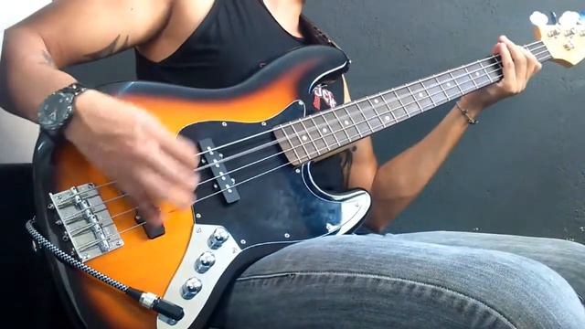Foo Fighters - Everlong - cover by Rentty Bass смотреть онлайн