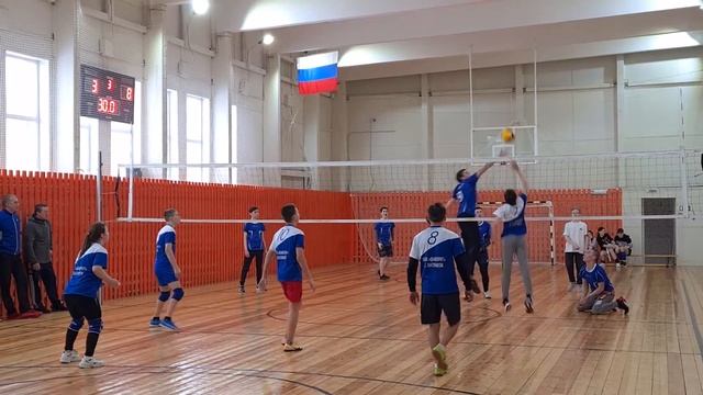 В Аксарке прошел фестиваль волейбола смотреть онлайн