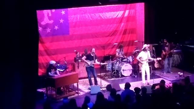 Chris Robinson Brotherhood - Betty And Dupree - 7-1-19 - PORT WASHINGTON, NY смотреть онлайн
