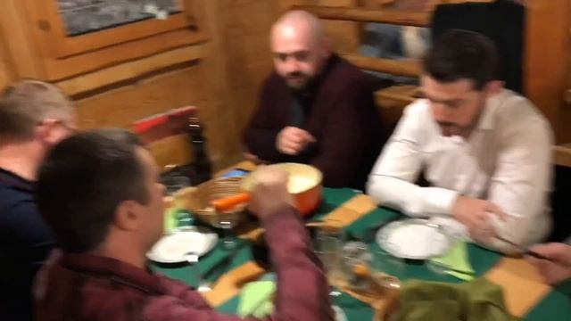 Ресторан Le tsale, Биль, Швейцария .07. 11. 2018 г. смотреть онлайн