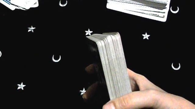 Миф о том, как правильно тасовать карты Таро смотреть онлайн