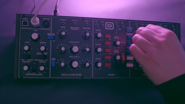 Behringer Model D - Sound Demo 2021 (No Talking)