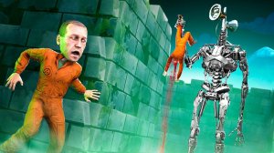 МЕХАНИЧЕСКИЙ СИРЕНОГОЛОВЫЙ В ЛАБИРИНТЕ! ОПАСНЫЙ SCP ПРЕСЛЕДУЕТ НАС! ВЫЖИТЬ В ЛАБИРИНТЕ В Garry`s Mod