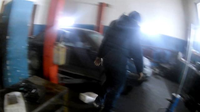 за два чеса на СТО заменили прокладку под головкой на мазде 626 смотреть онлайн