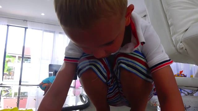 Bad Baby Полная Ванна Орбиз Magic Powers - Messy Orbeez Bath Party Spa смотреть онлайн