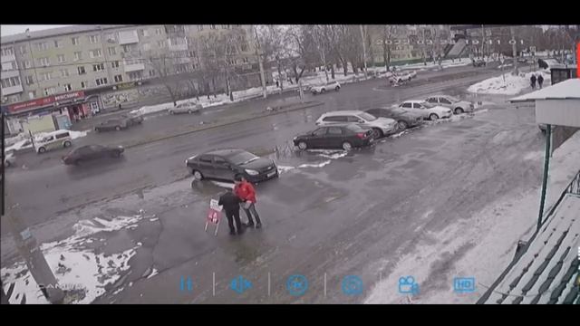 На выборах в Тольятти кандидата от КПРФ пытаются оставить без агитационных материалов смотреть онлайн