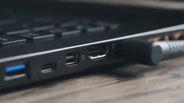 Игровой ноутбук толщиной с палец смотреть онлайн