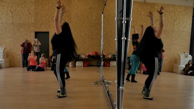 Anastasiya Postnova - WS - tabla solo. (табла соло) смотреть онлайн