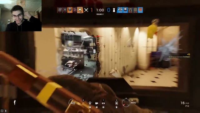 Реакция на Дениса Карамышева Запах багета /Rainbow Six Siege смотреть онлайн