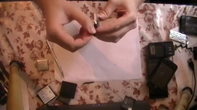 Как сделать батарейку для любого сотового телефона и не только смотреть онлайн