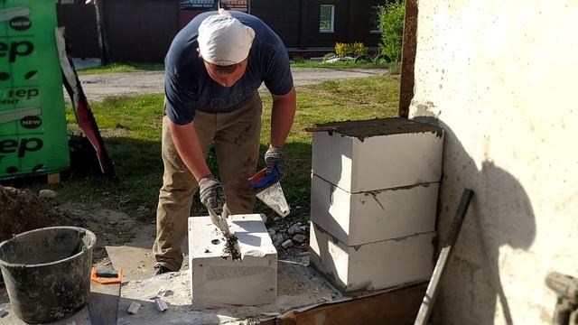 СТРОЮ ГАРАЖ СВОИМИ РУКАМИ РЯДОМ С ДОМОМ. смотреть онлайн