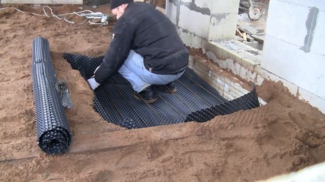 Камин ч.1 Фундамент под камин своими руками смотреть онлайн