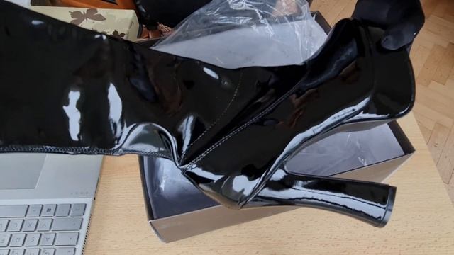 ПОЧТА ?  РАСПАКОВКА И ПРИМЕРКА ЛАКОВЫХ САПОГ ??