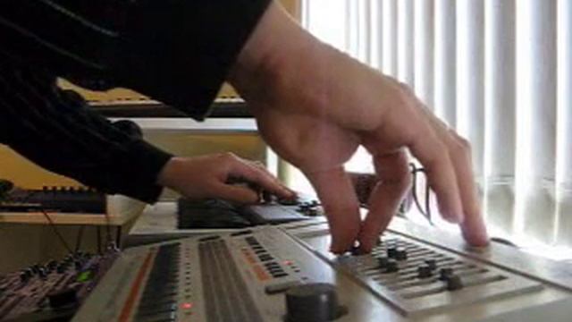 roland brothers 101 707 смотреть онлайн