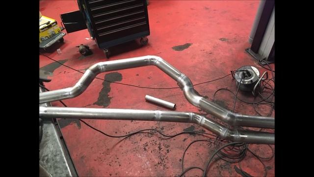 BMW 540i E39 V8 Straight Pipes Cat Back Exhaust M62b44 6-Speed Manual Gerbox / 6-Gang Schalter