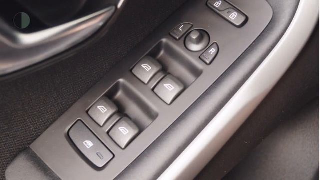 Volvo V40 1.6 D2 Kinetic (CAMERA!!!!/NAV./Climate/Trekhaak/16''LMV) смотреть онлайн