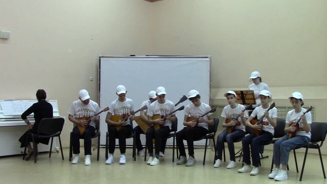 Ансамбль балалаек "Здравица" - Д. Шостакович "Вальс-шутка" смотреть онлайн