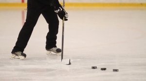 Хоккей:обучение кистевому броску