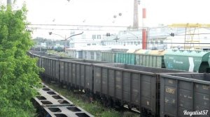 ВЛ10У — 075 с грузовым поездом отправляется со 2-го пути станции Люблино-Сортировочное