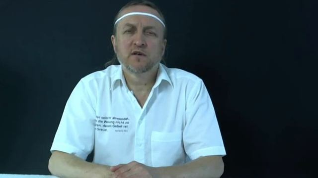82. "Кто приходит к вам и не приносит сего учения, того не принимайте в дом и " 2 Ин 1:10 (улучшено смотреть онлайн