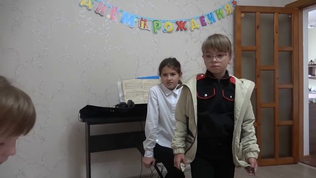 Болею, похудела за два дня на 4 кг. Дима получил права на большегруз. 23.09.22. смотреть онлайн