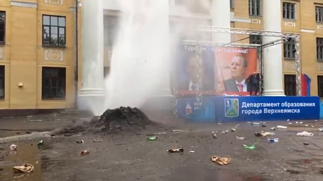 Применение лафетного ствола "ПОЖТЕХСПАС" в кинематографе смотреть онлайн