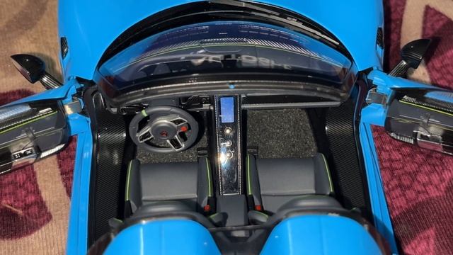 1/18 Autoart Porsche 918 Spyder Blue Weissach Package смотреть онлайн