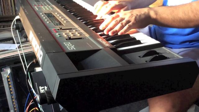 ENSONIQ SQ-80 "Bells" смотреть онлайн