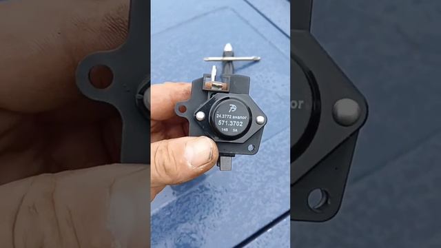 ремонт генератора ваз.оказываеться человек,ремонтирующий авто с 1992 года не профессионал смотреть онлайн