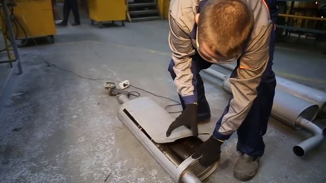 Какой глушитель лучше? Разрезали и посмотрели что внутри!