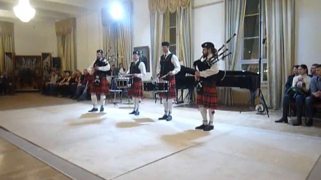 Русские народные песни под шотландскую волынку смотреть онлайн