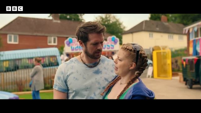 Bumping into your ex and their old flame 😲💔 The Outlaws – BBC смотреть онлайн