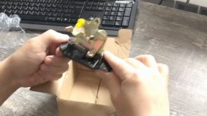 Замок багажника Pajero Sport.