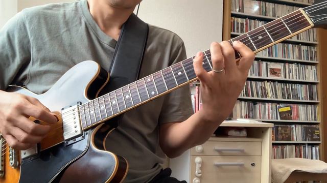 J.S.Bach Violin Partita No.1 Sarabande Gibson ES335 смотреть онлайн