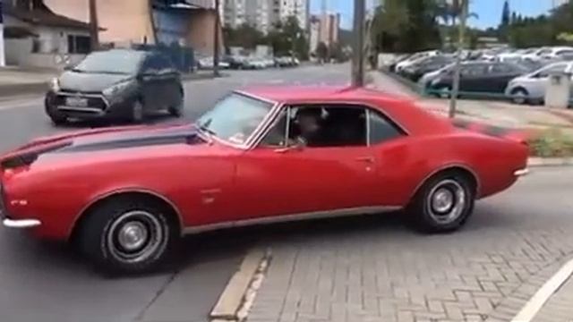 Chevrolet Camaro Dos Anos 70